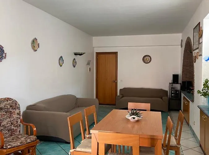 Tecla Apartament